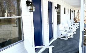 Eden Village Motel And Cottages